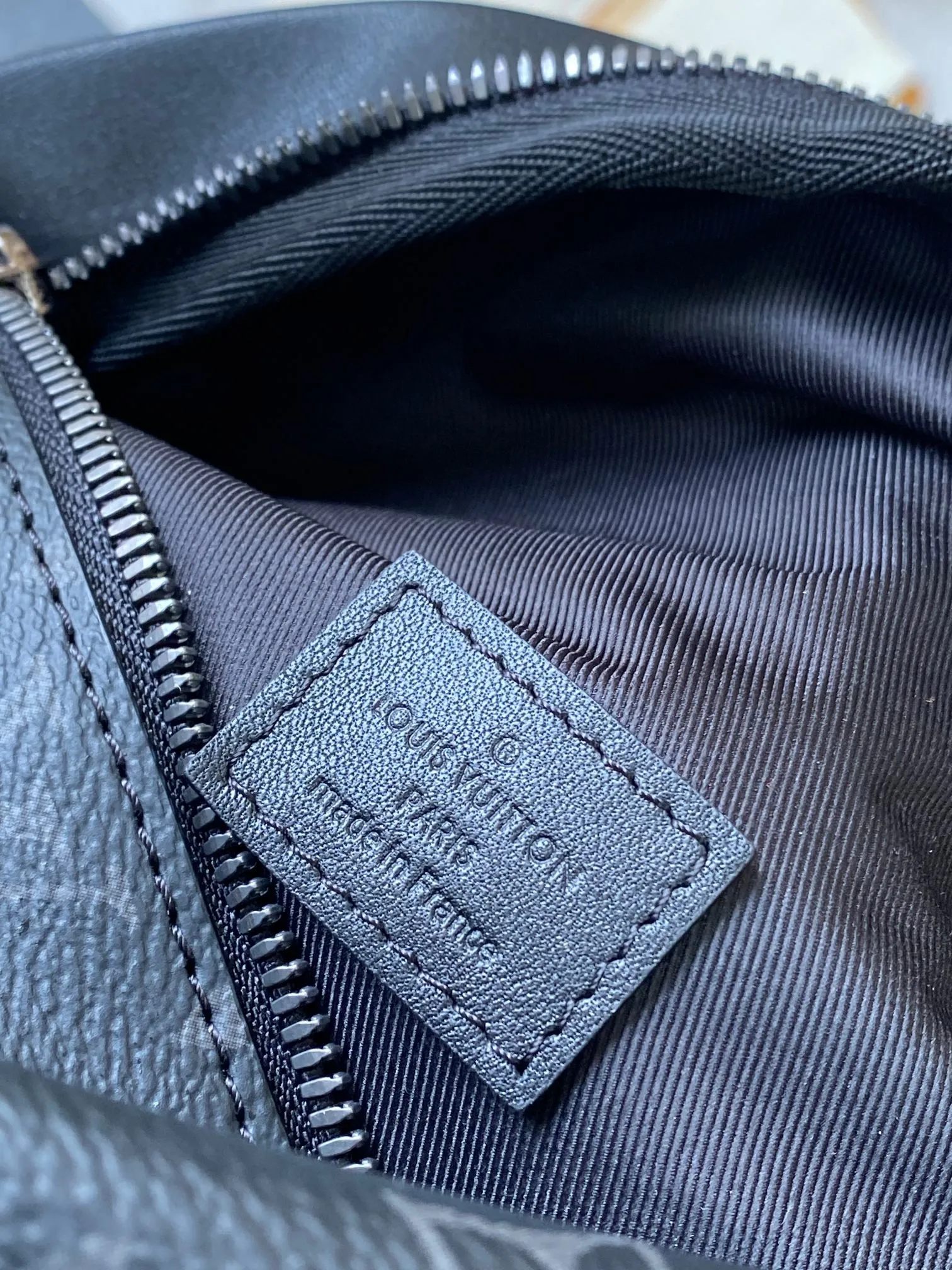 All categories 💚 Top version men’s bags 💚 LV 2024 new LV chest bag