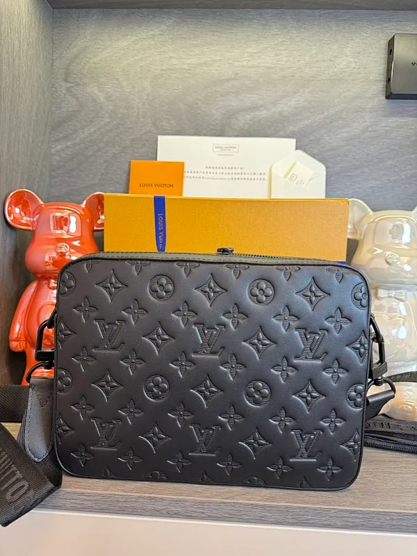 All categories 💚 Top version men’s bags 💚 LV 2024 official website new LV crossbody bag
