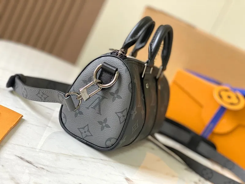 All categories 💚 Top version men’s bags 💚 LV 2024 new LV crossbody bag