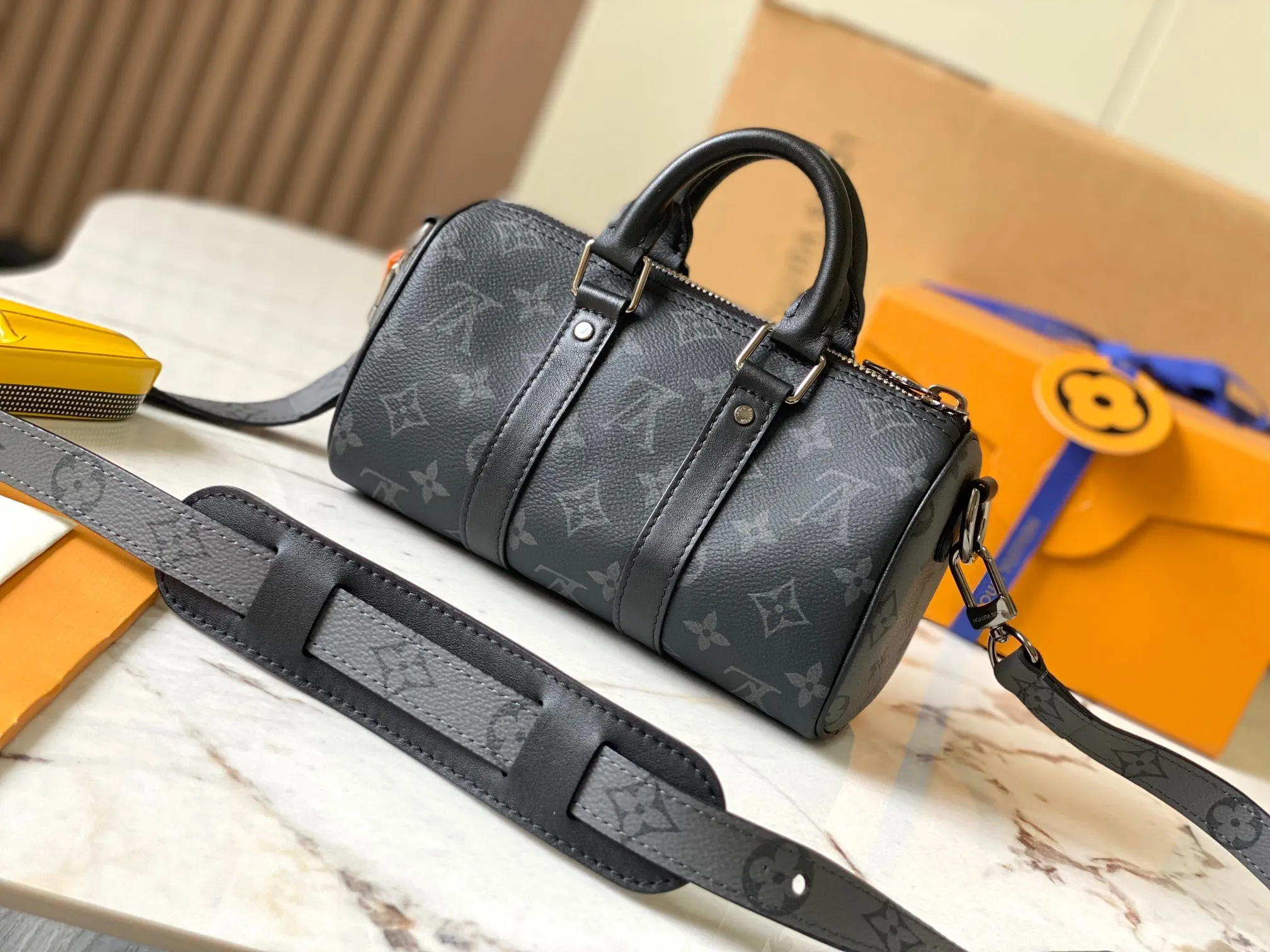 All categories 💚 Top version men’s bags 💚 LV 2024 new LV crossbody bag