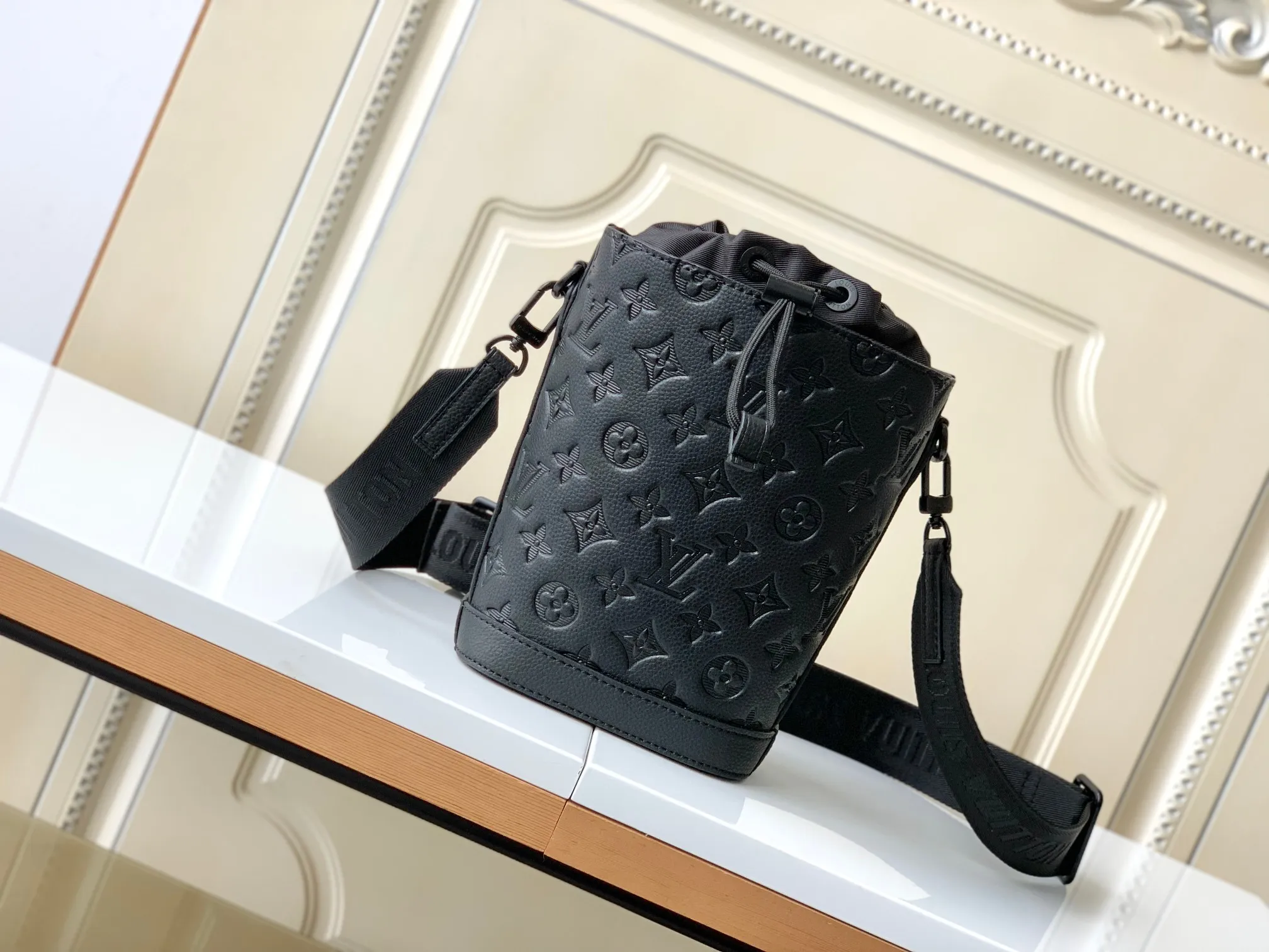All categories 💚 Top version men’s bags 💚 LV 2024 new LV crossbody bag