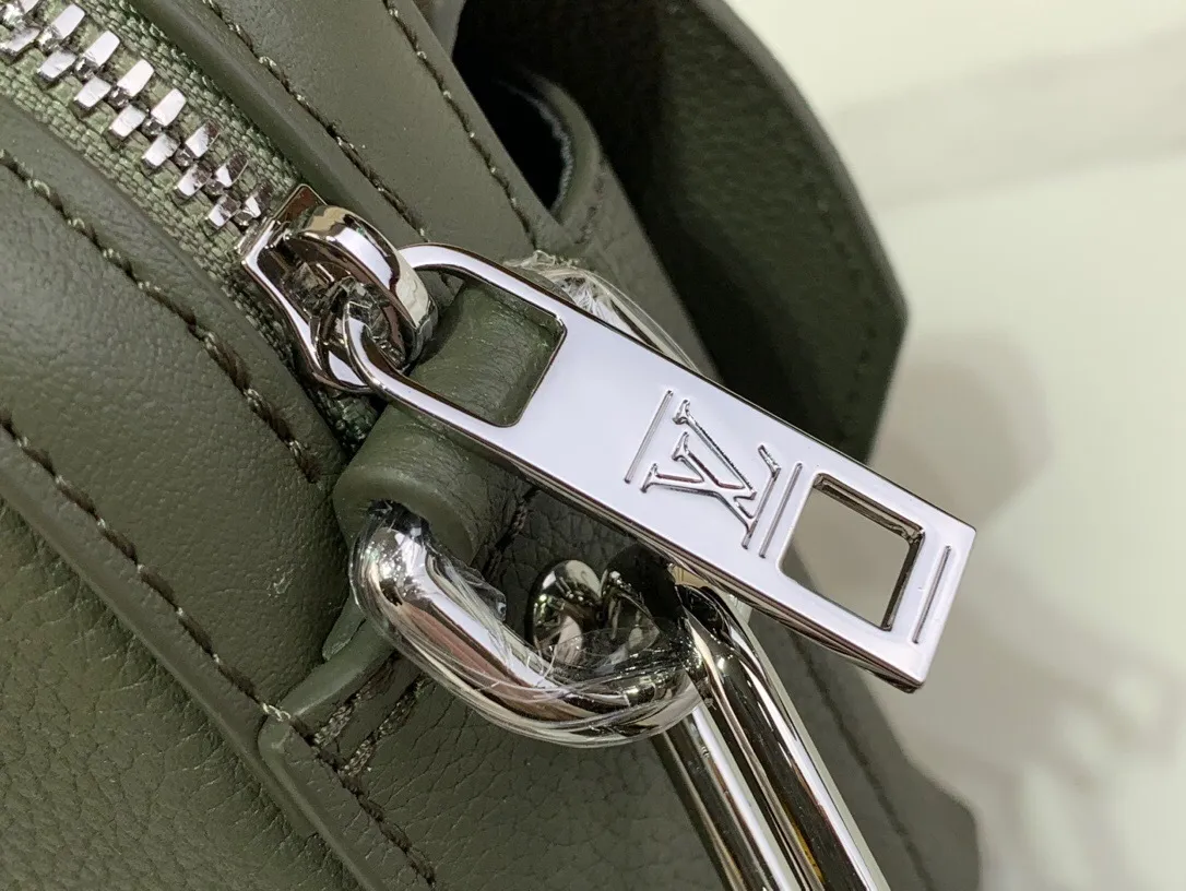 All categories 💚 Top version men’s bags 💚 LV 2024 official website new LV crossbody bag