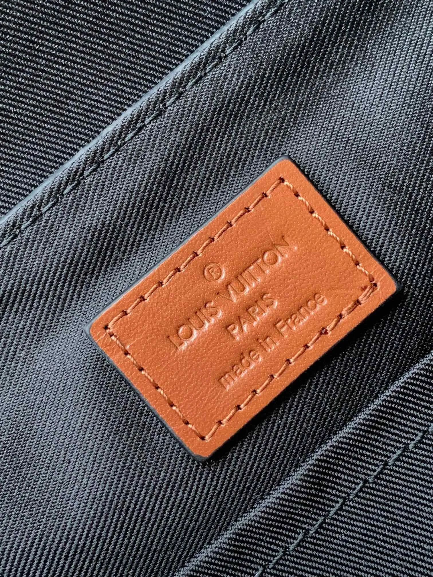All categories 💚 Top version men’s bags 💚 LV 2025 official website new LV crossbody bag