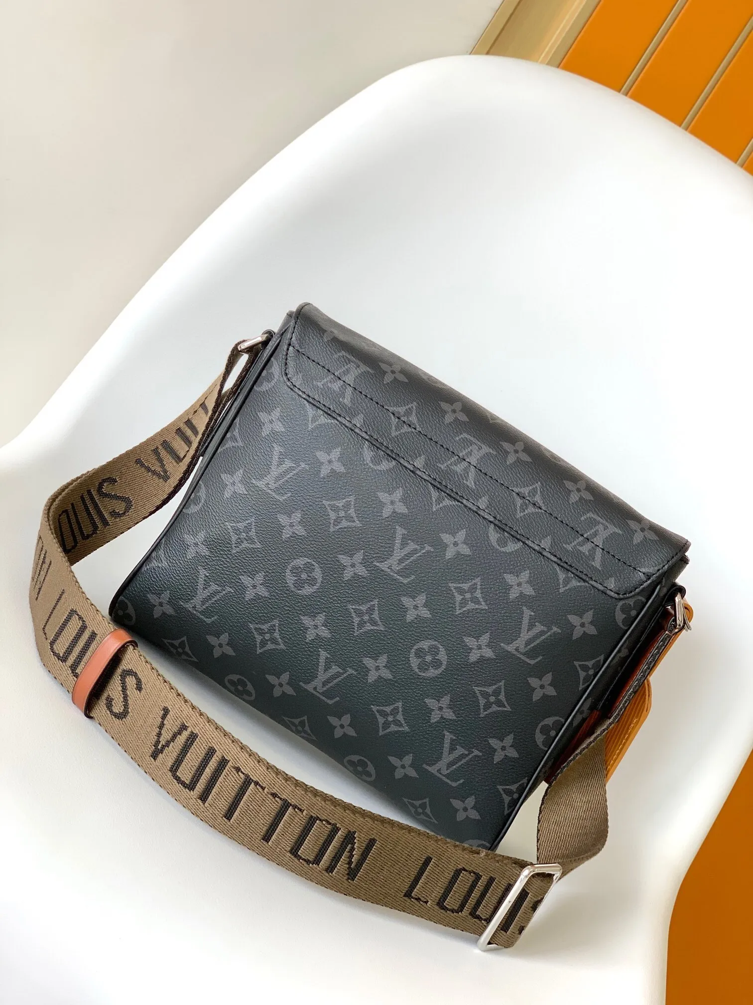 All categories 💚 Top version men’s bags 💚 LV 2025 official website new LV crossbody bag