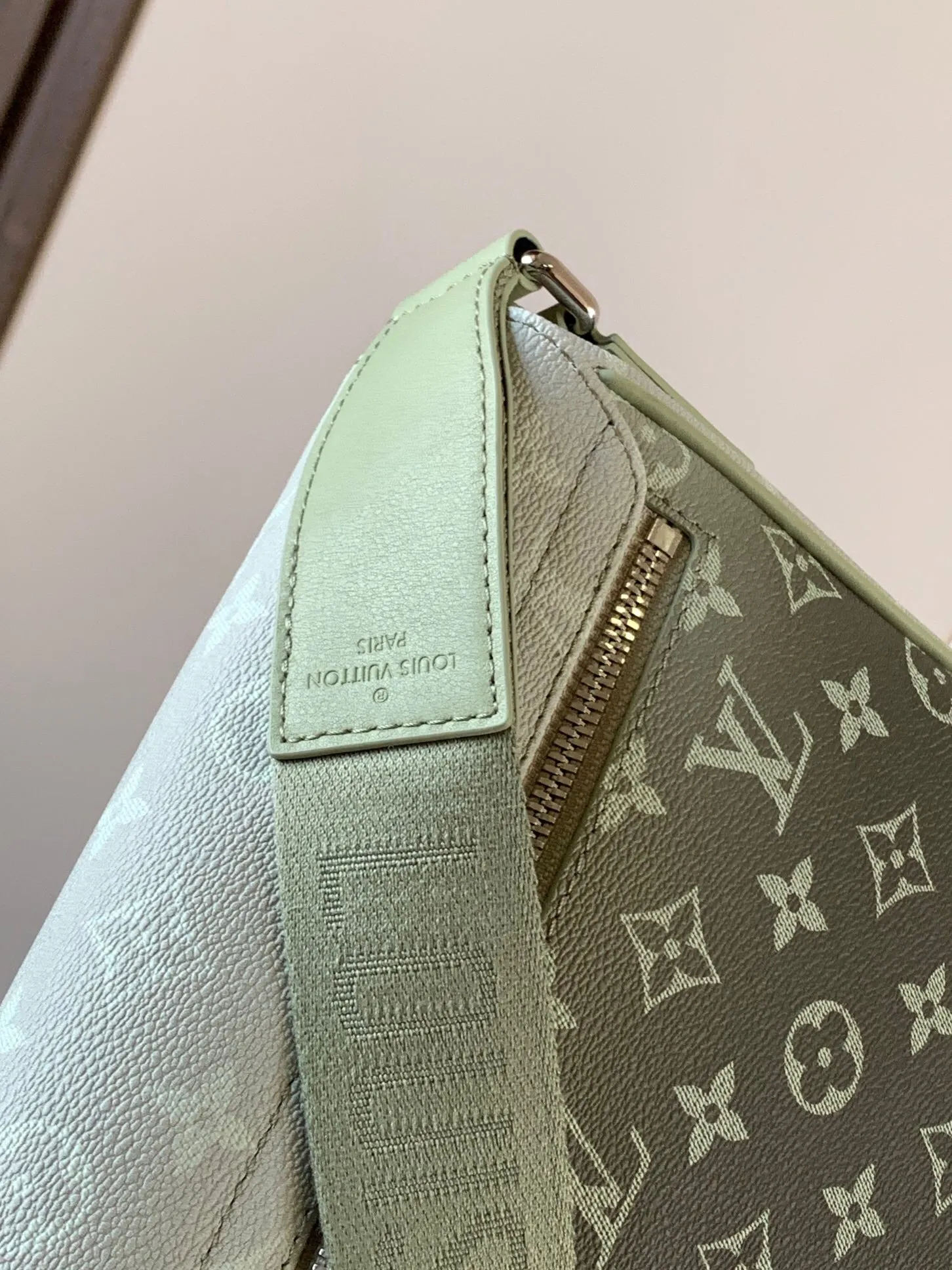 All categories 💚 Top version men’s bags 💚 LV 2024 official website new LV crossbody bag