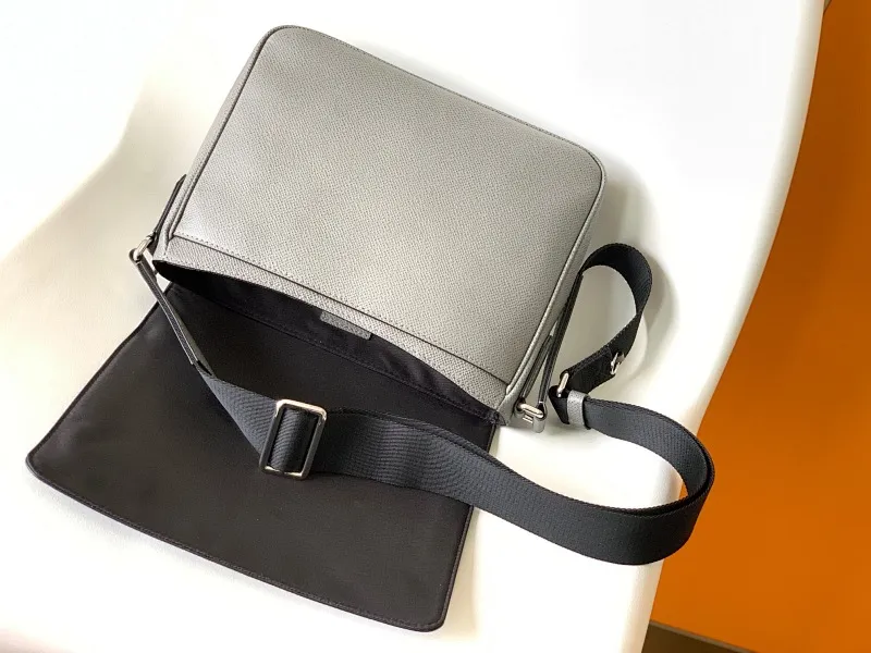All categories 💚 Top version men’s bags 💚 LV 2025 official website new LV crossbody bag