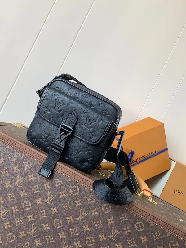 All categories 💚 Top version men’s bags 💚 LV 2024 official website new LV crossbody bag