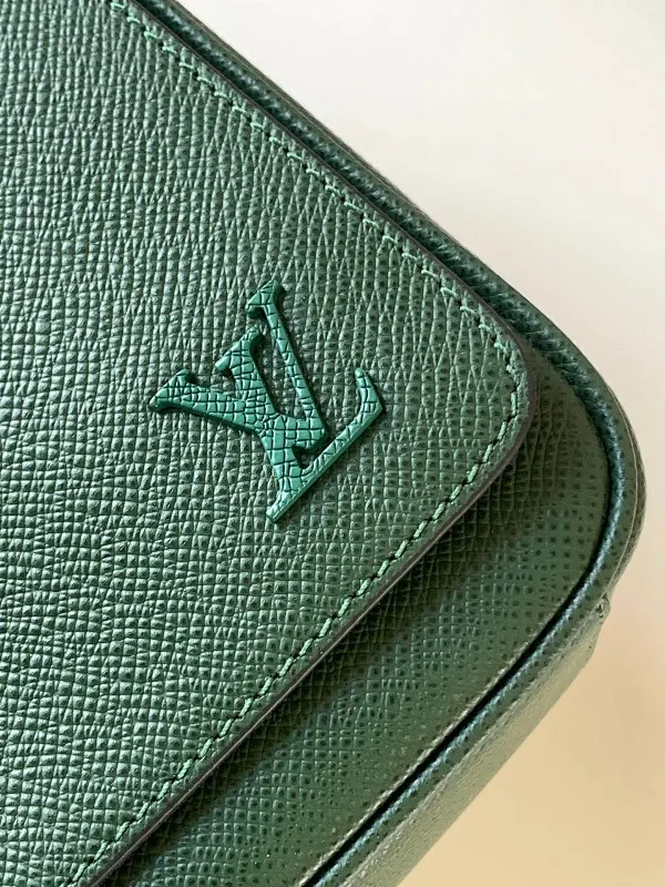 All categories 💚 Top version men’s bags 💚 LV 2024 official website new LV crossbody bag