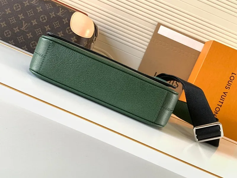 All categories 💚 Top version men’s bags 💚 LV 2024 official website new LV crossbody bag