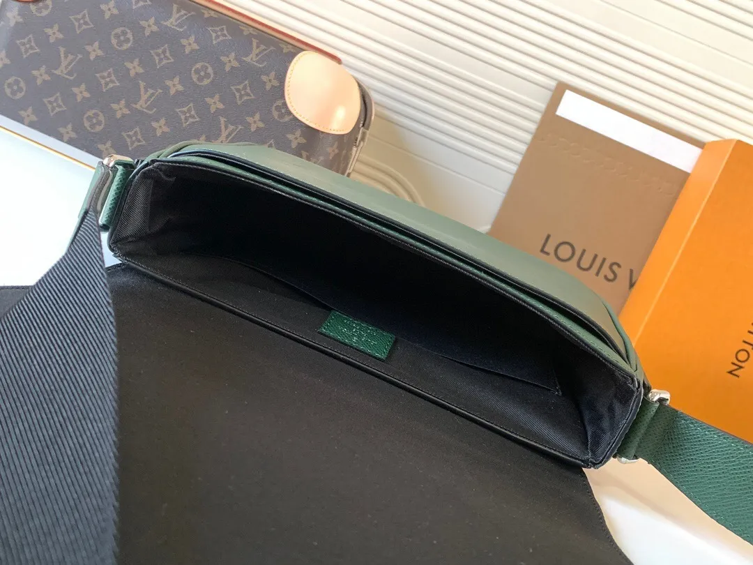 All categories 💚 Top version men’s bags 💚 LV 2024 official website new LV crossbody bag