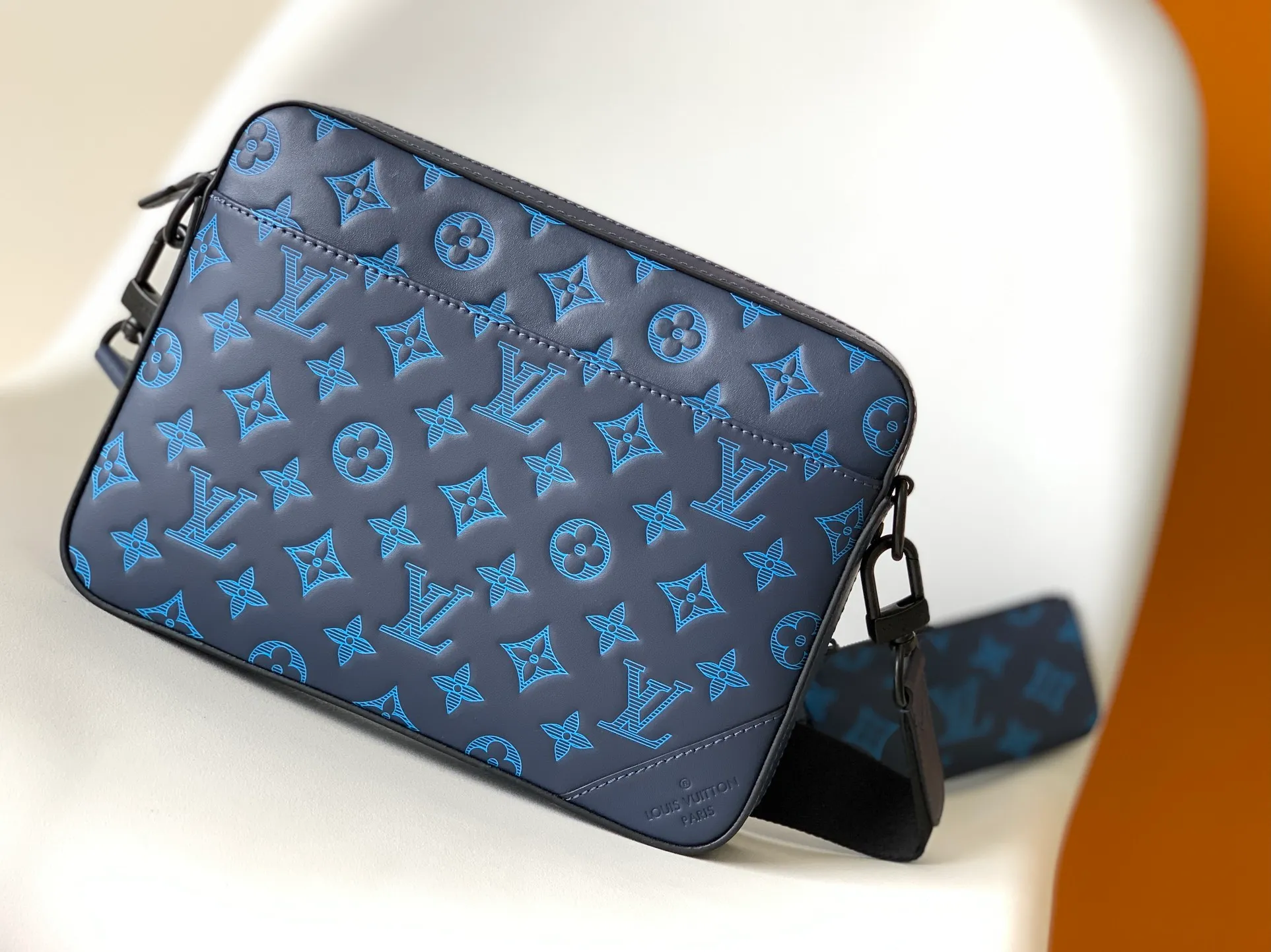 All categories 💚 Top version men’s bags 💚 LV 2024 new LV crossbody bag