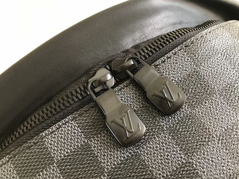 All categories 💚 Top version men’s bags 💚 LV 2023 new LV chest bag