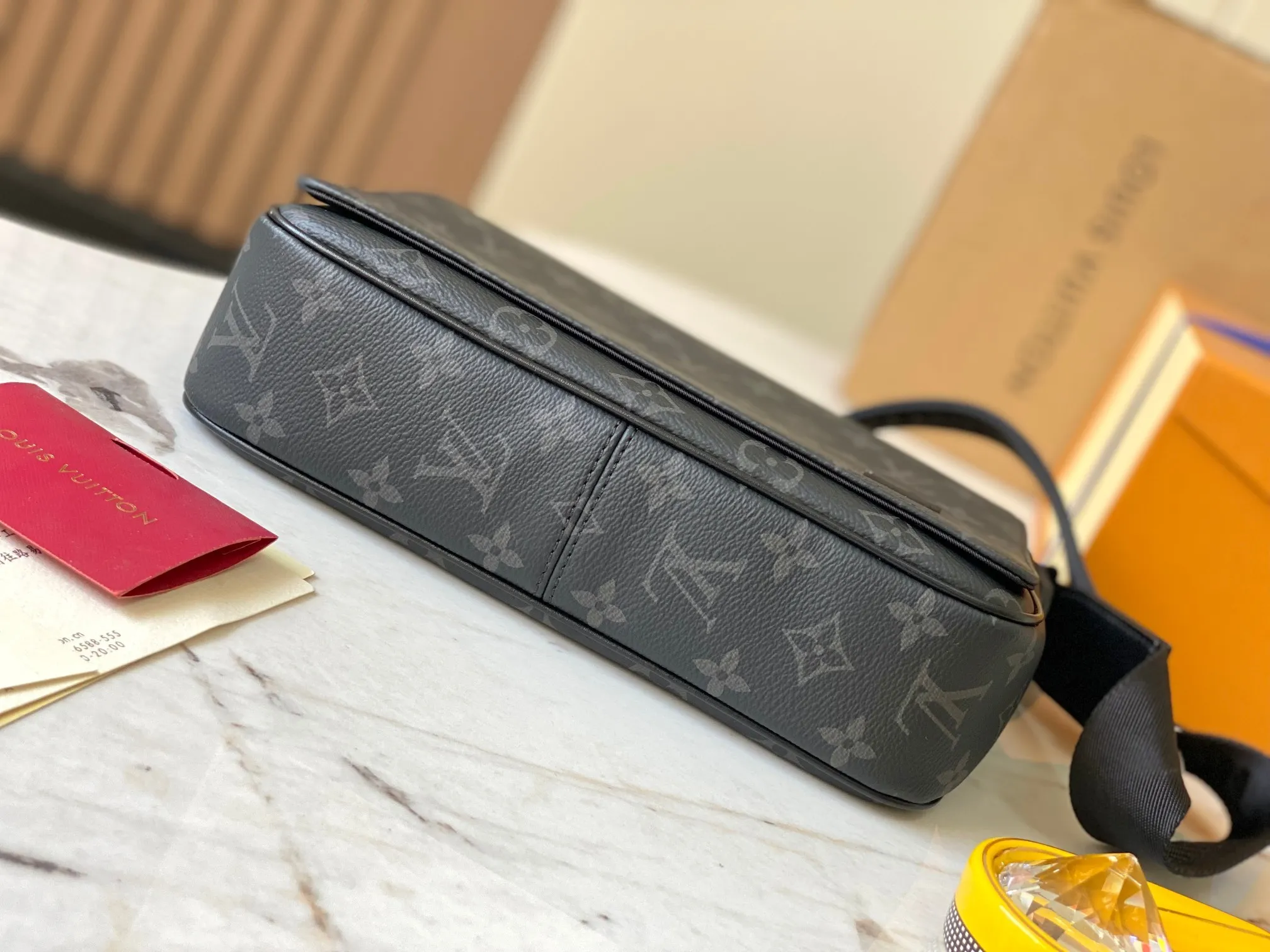 All categories 💚 Top version men’s bags 💚 LV 2024 new LV crossbody bag