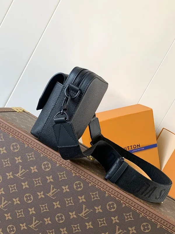 All categories 💚 Top version men’s bags 💚 LV 2024 official website new LV crossbody bag