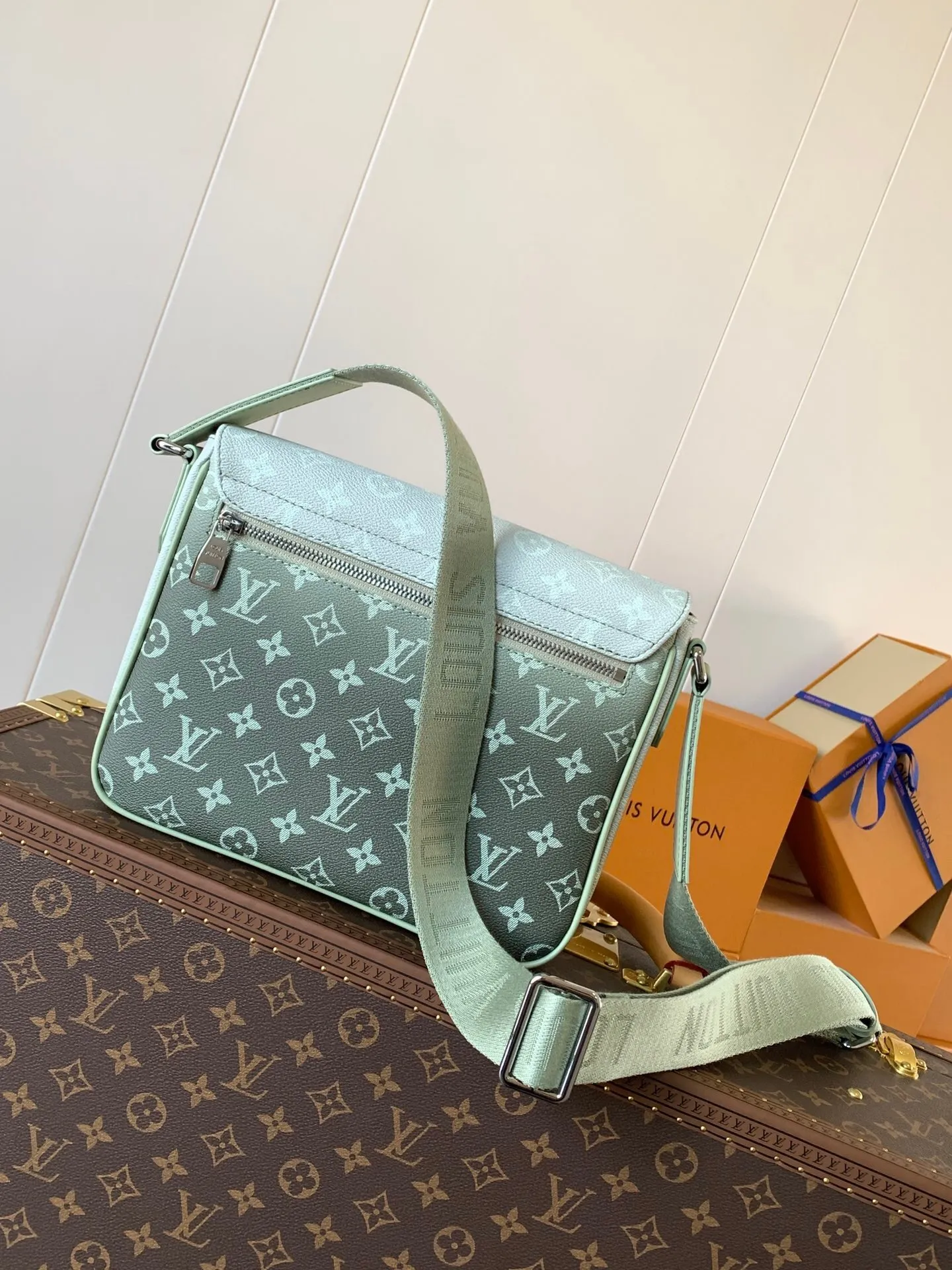 All categories 💚 Top version men’s bags 💚 LV 2024 official website new LV crossbody bag