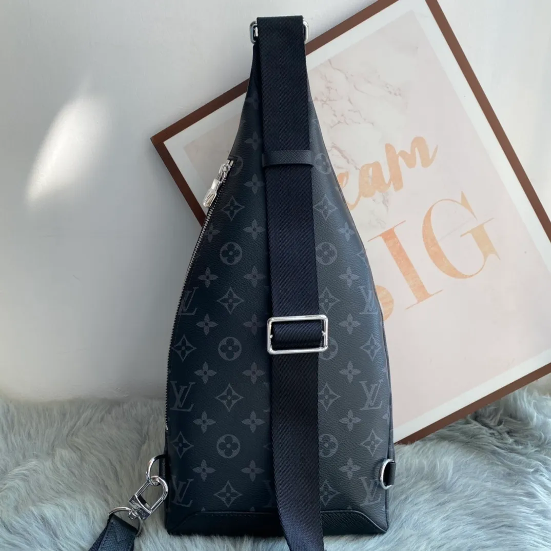 All categories 💚 Top version men’s bags 💚 LV 2023 new LV chest bag