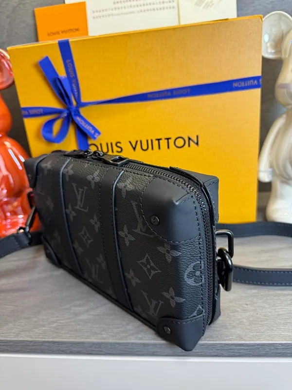 All categories 💚 Top version men’s bags 💚 LV 2024 official website new LV crossbody bag