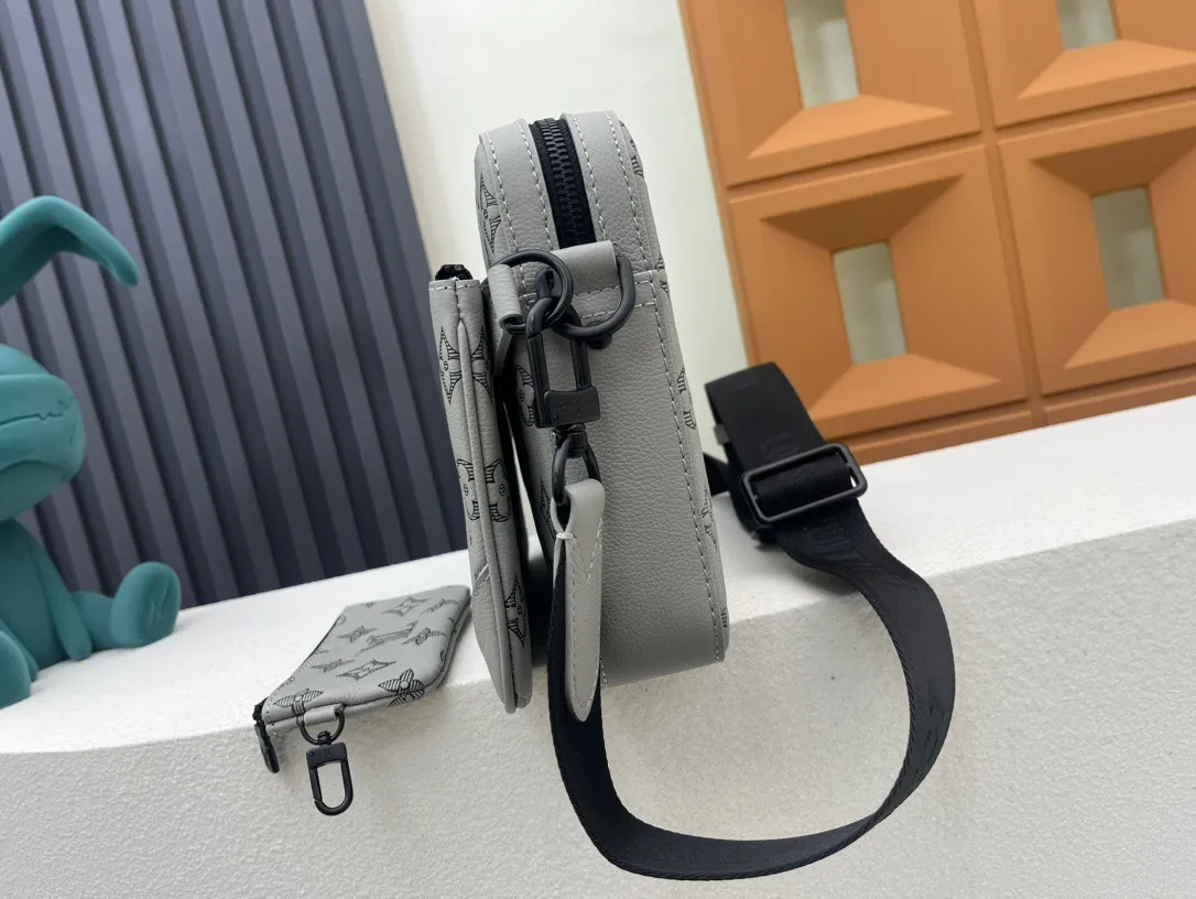 All categories 💚 Top version men’s bags 💚 LV 2024 official website new LV crossbody bag