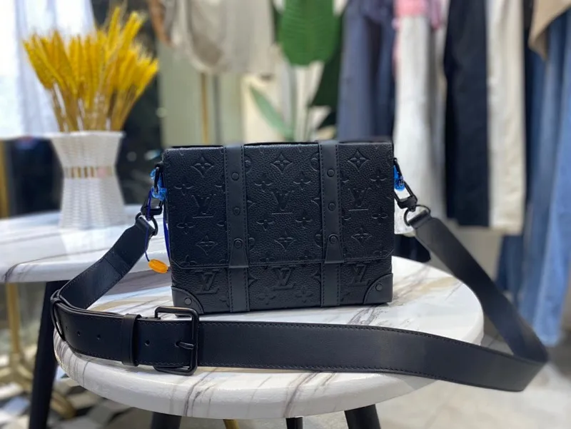 All categories 💚 Top version men’s bags 💚 LV 2025 official website new LV crossbody bag