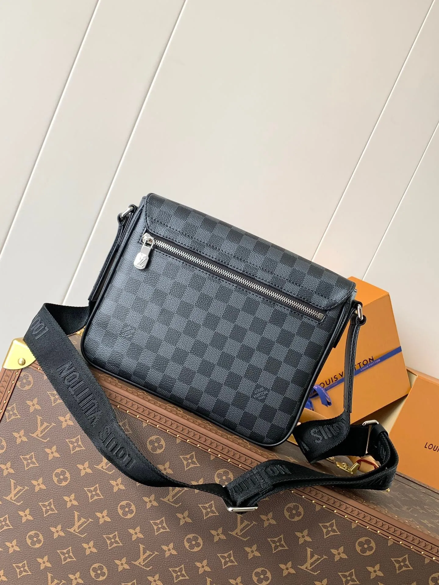 All categories 💚 Top version men’s bags 💚 LV 2024 official website new LV crossbody bag