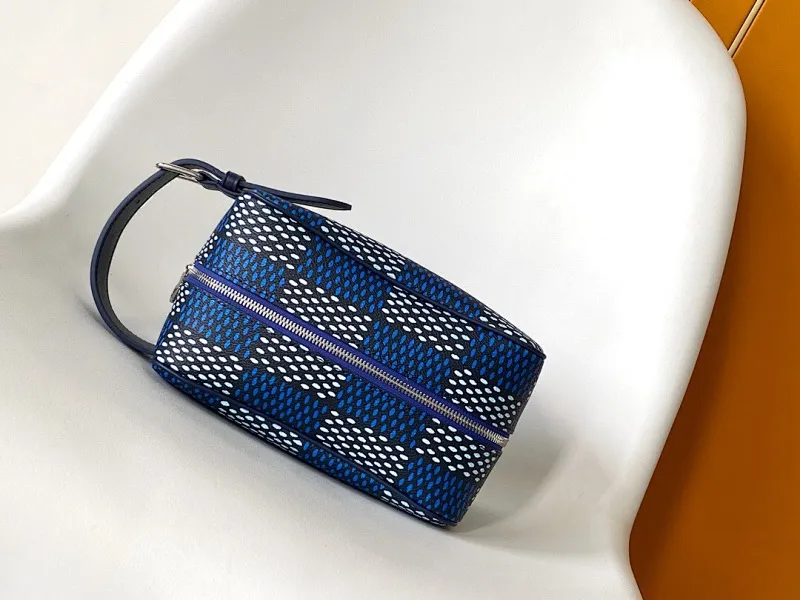 All categories 💚 Top version men’s bags 💚 LV 2024 official website new LV toiletry bag