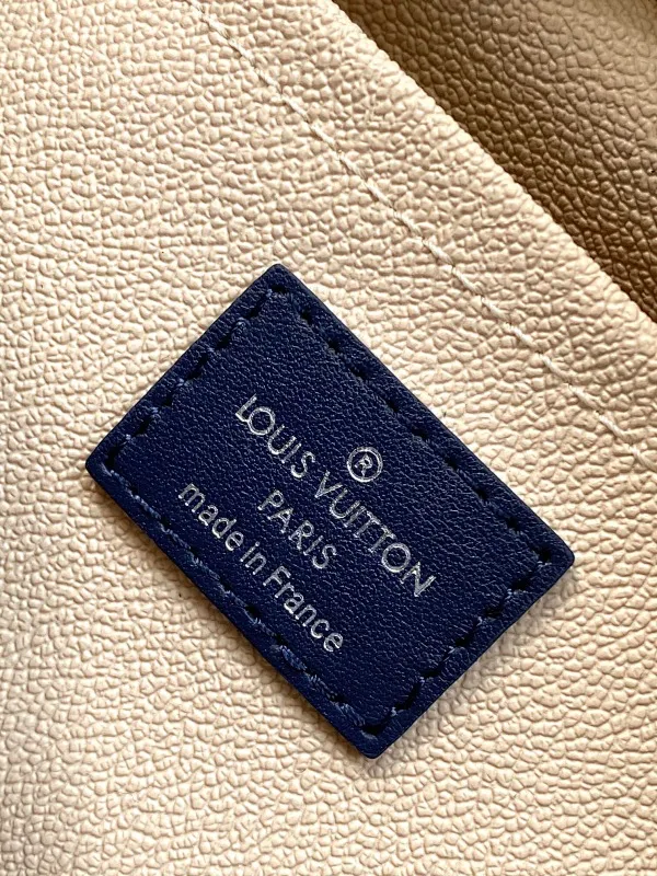All categories 💚 Top version men’s bags 💚 LV 2024 official website new LV toiletry bag
