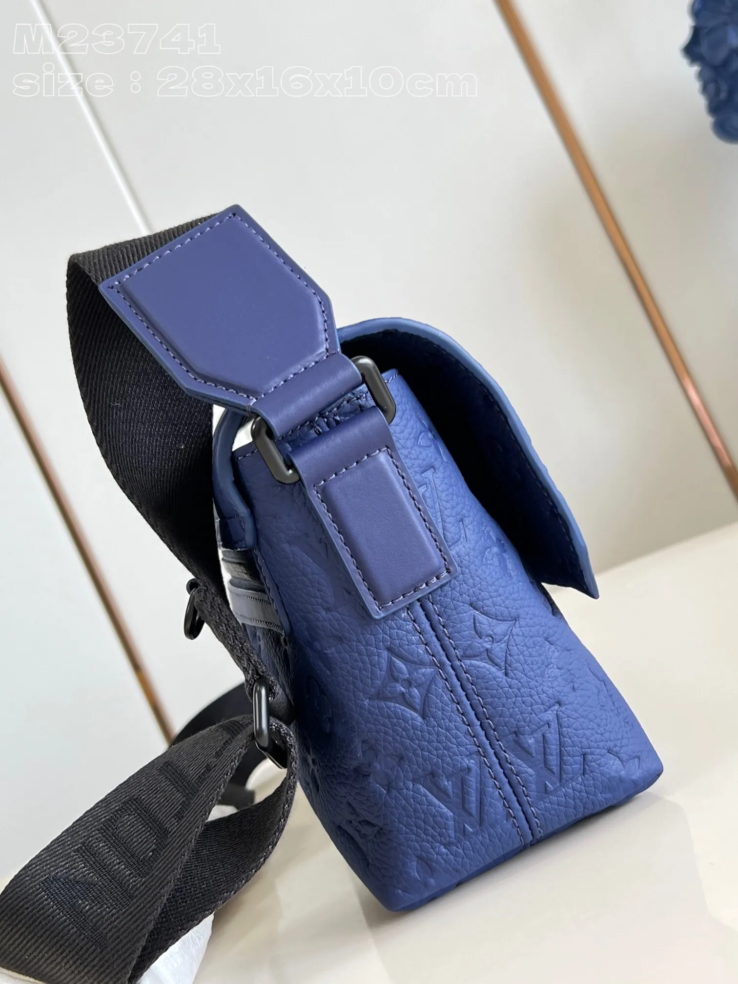 All categories 💚 Top version men’s bags 💚 LV 2024 official website new LV messenger bag