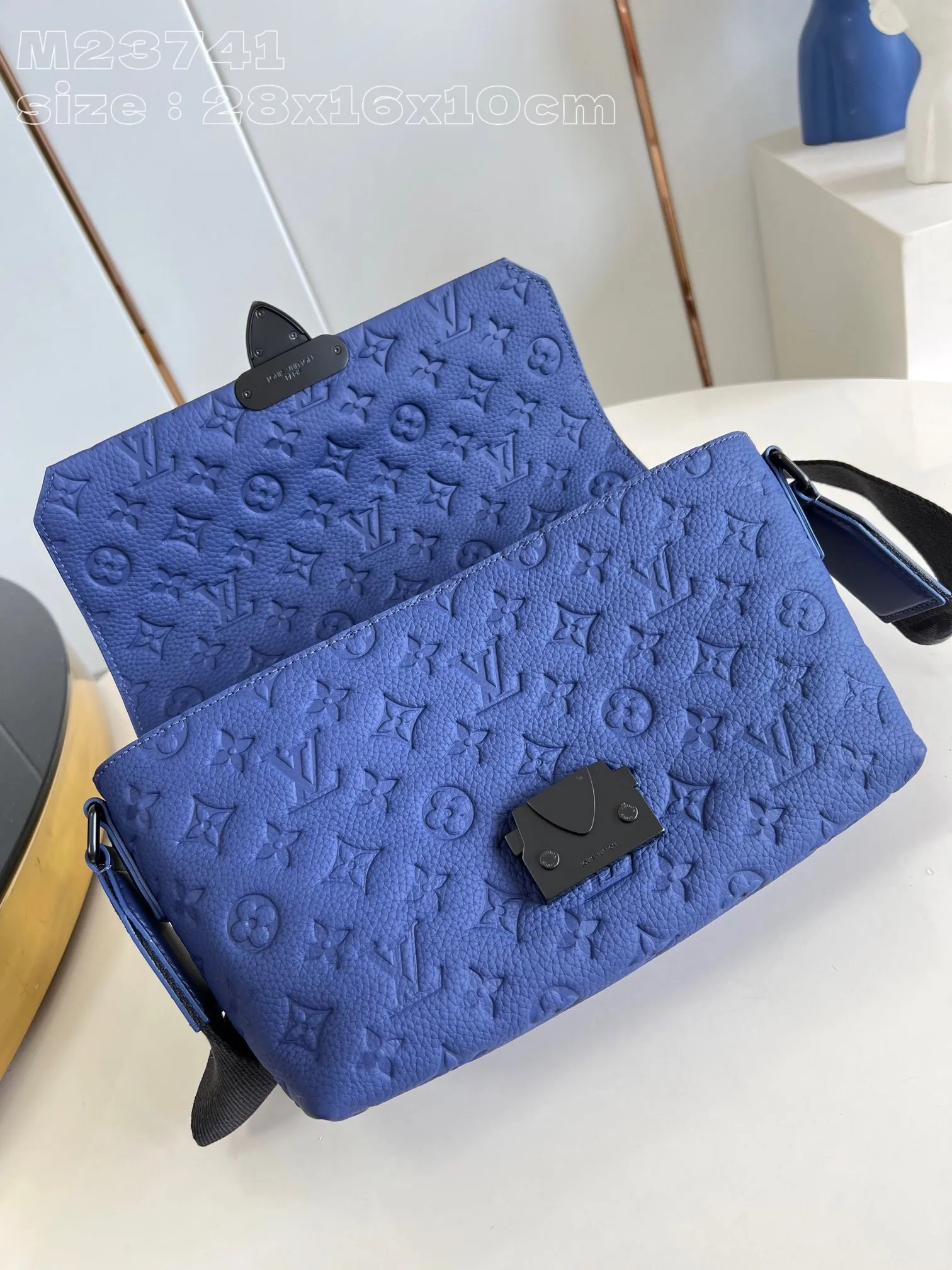 All categories 💚 Top version men’s bags 💚 LV 2024 official website new LV messenger bag