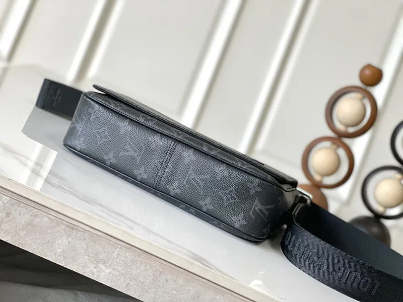 All categories 💚 Top version men’s bags 💚 LV 2025 official website new LV crossbody bag