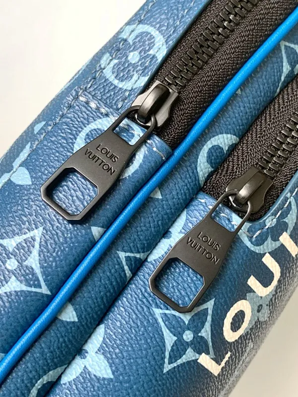 All categories 💚 Top version men’s bags 💚 LV 2025 official website new LV chest bag