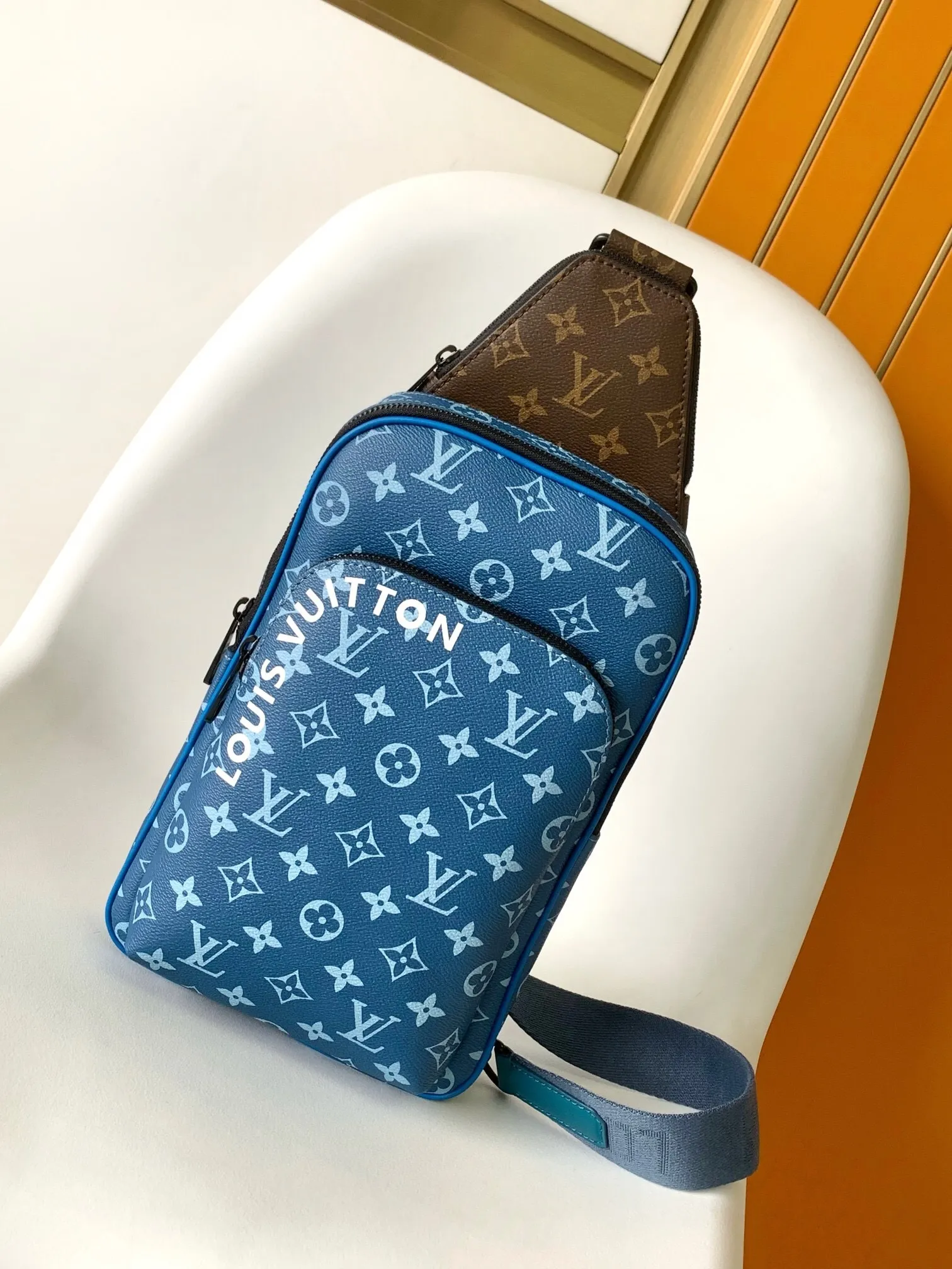 All categories 💚 Top version men’s bags 💚 LV 2025 official website new LV chest bag