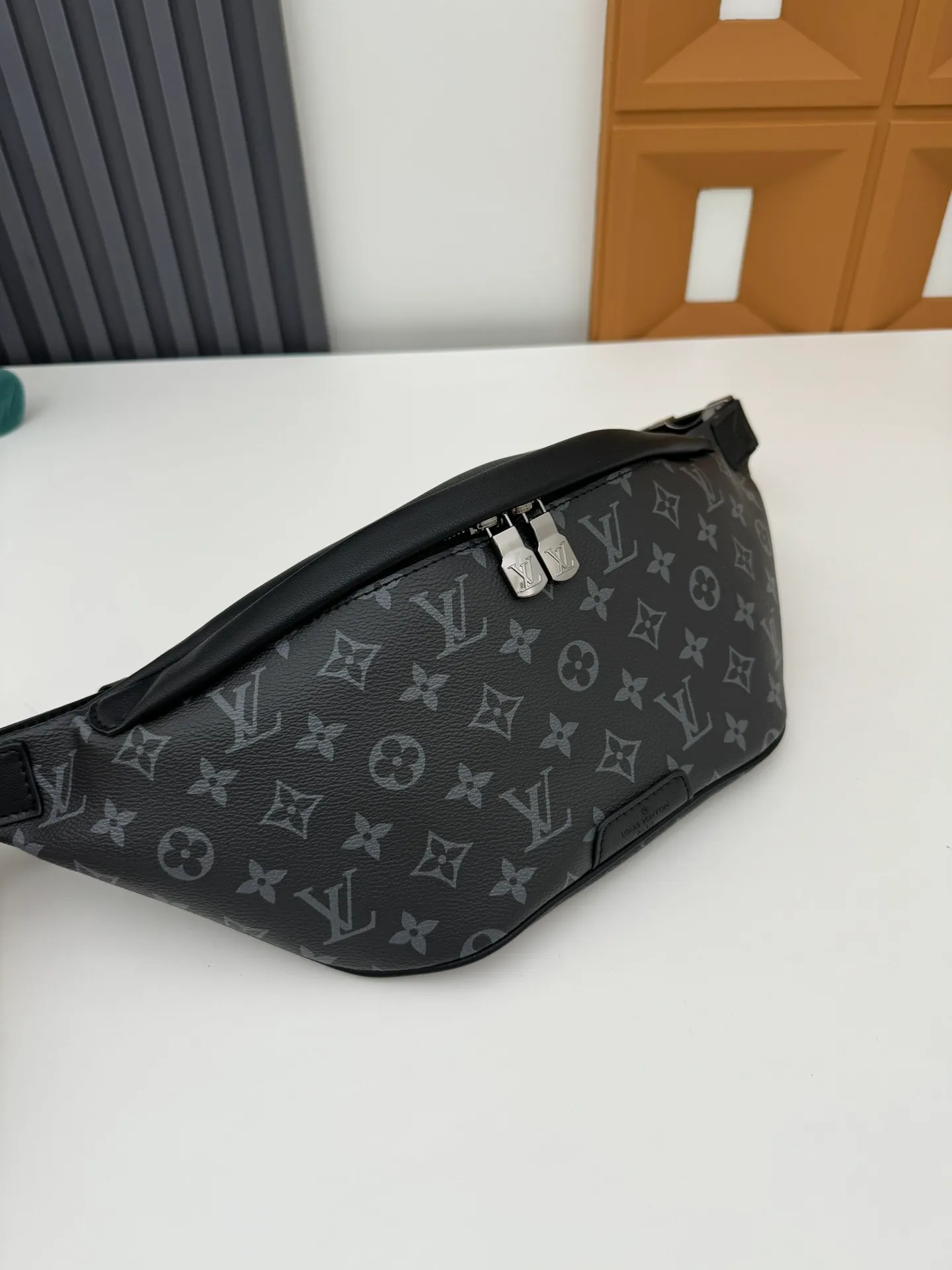 All categories 💚 Top version men’s bags 💚 LV 2024 new LV chest bag
