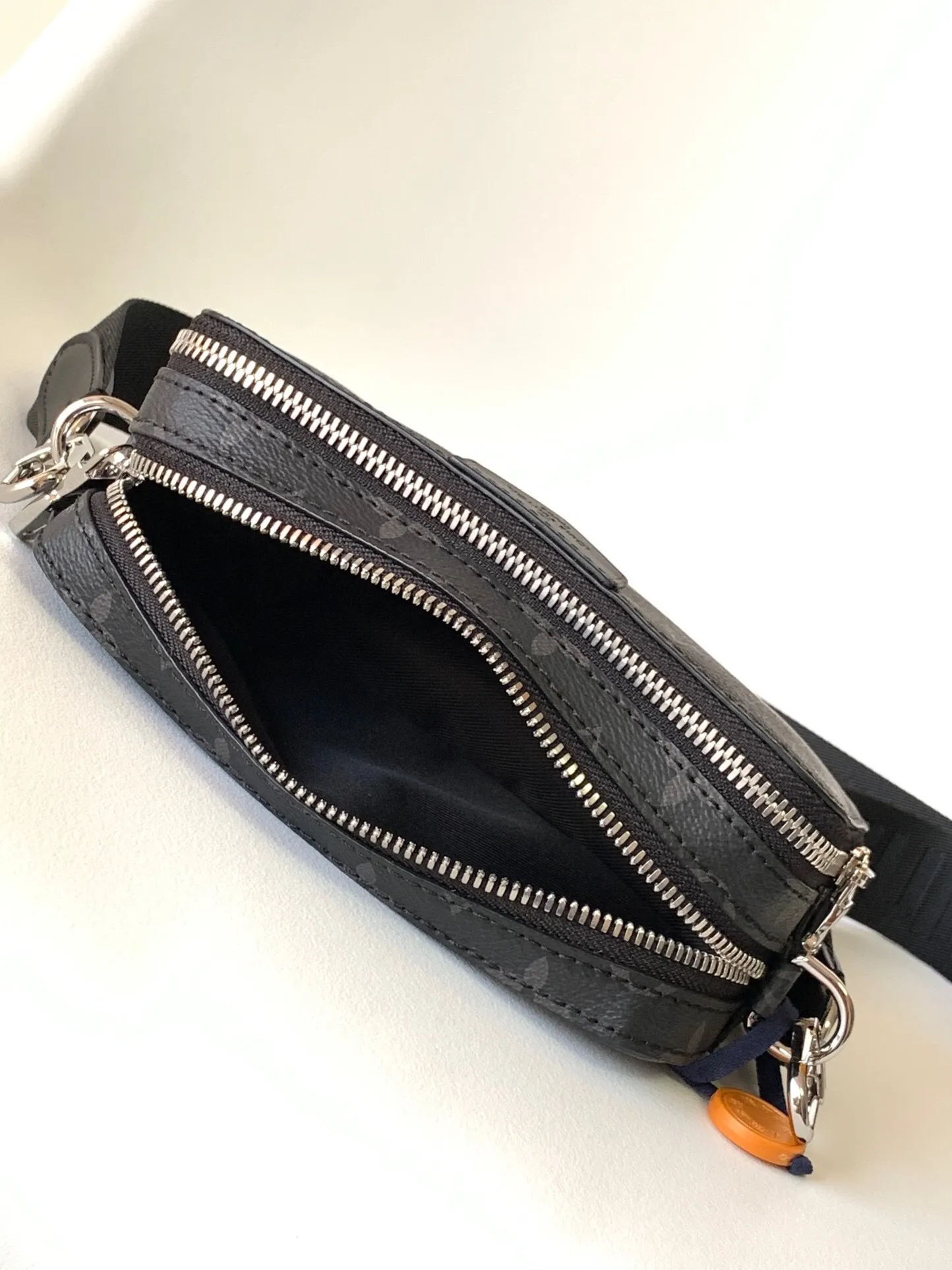 All categories 💚 Top version men’s bags 💚 LV 2024 official website new LV crossbody bag