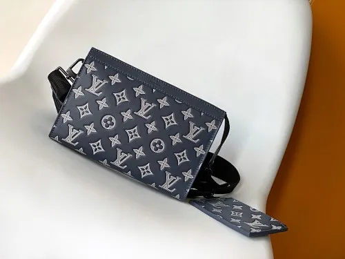 All categories 💚 Top version men’s bags 💚 LV 2025 new LV crossbody bag