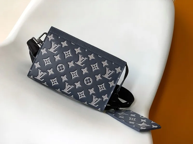 All categories 💚 Top version men’s bags 💚 LV 2025 new LV crossbody bag