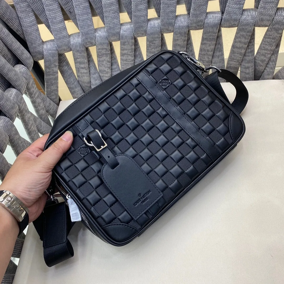 All categories 💚 Top version men’s bags 💚 LV 2024 new LV crossbody bag