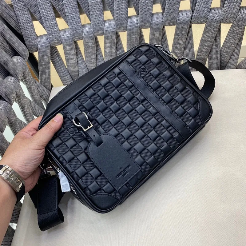 All categories 💚 Top version men’s bags 💚 LV 2024 new LV crossbody bag