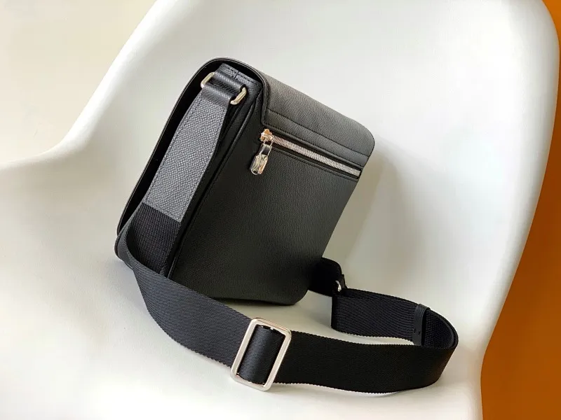 All categories 💚 Top version men’s bags 💚 LV 2025 official website new LV crossbody bag