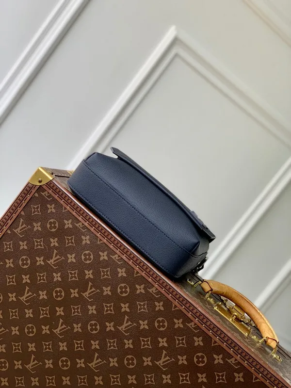 All categories 💚 Top version men’s bags 💚 LV 2024 official website new LV crossbody bag