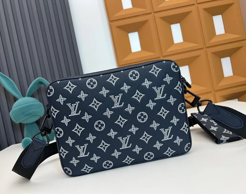 All categories 💚 Top version men’s bags 💚 LV 2024 official website new LV crossbody bag