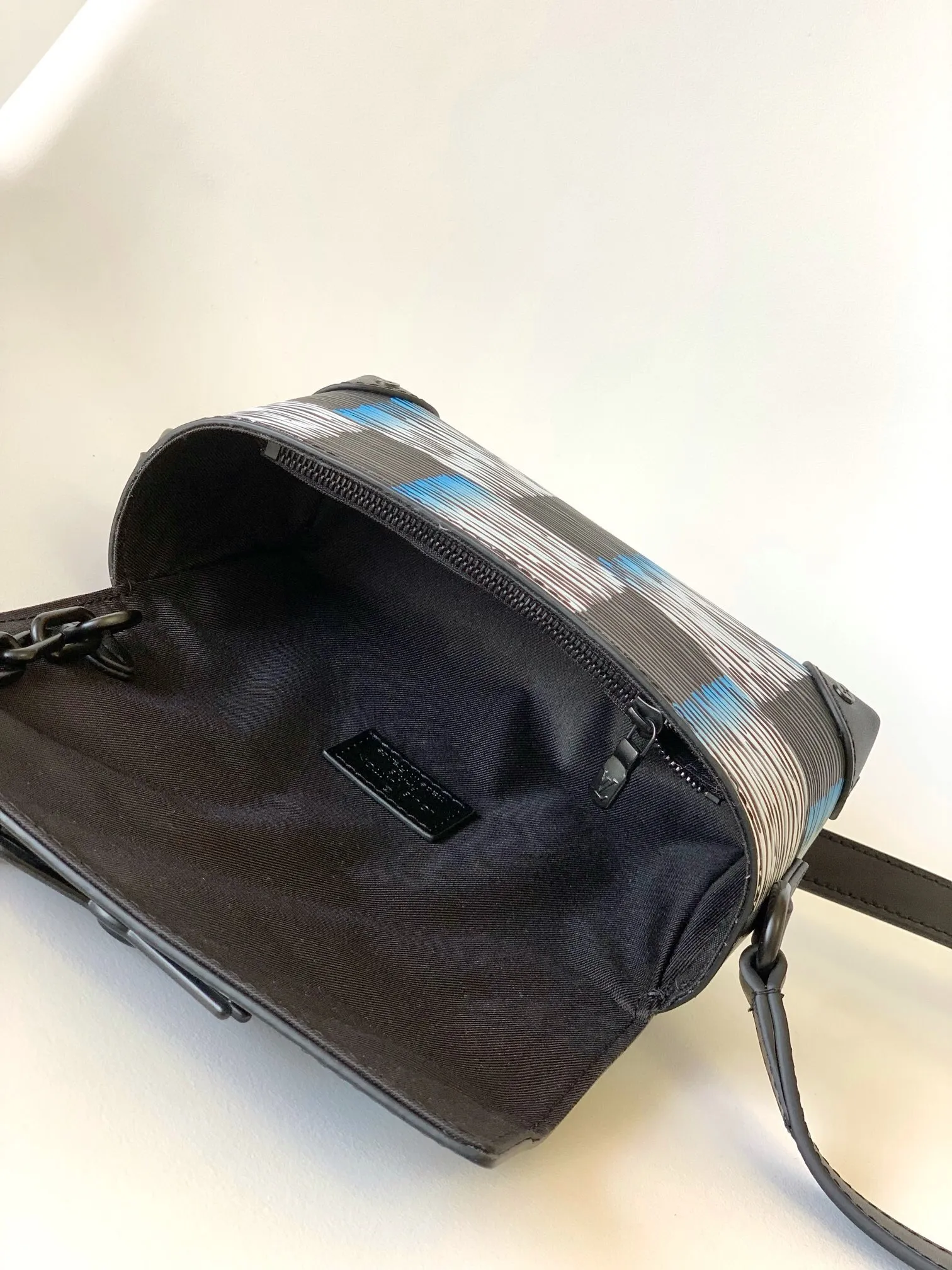 All categories 💚 Top version men’s bags 💚 LV 2024 official website new LV crossbody bag