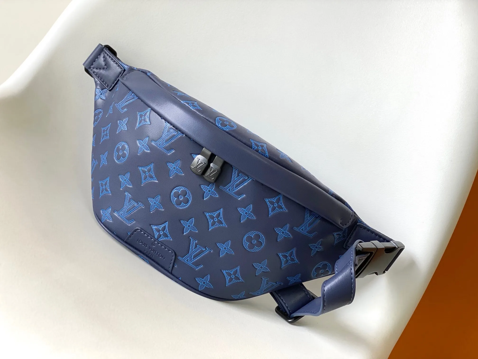 All categories 💚 Top version men’s bags 💚 LV 2025 official website new LV waist bag