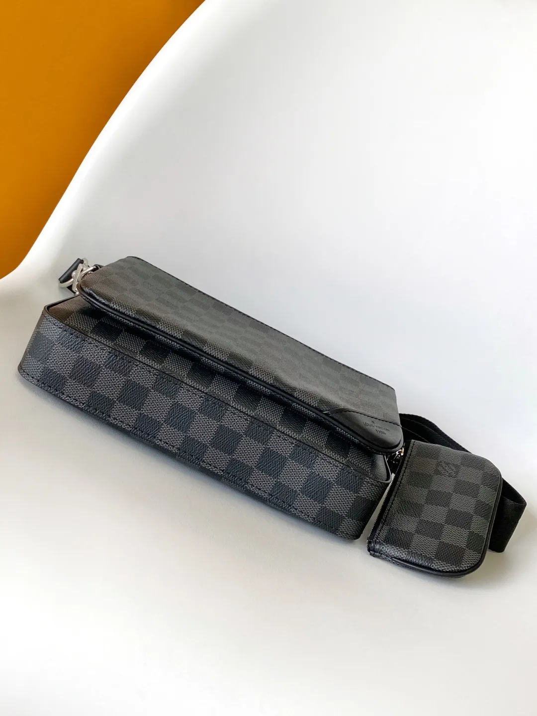 All categories 💚 Top version men’s bags 💚 LV 2025 new LV crossbody bag