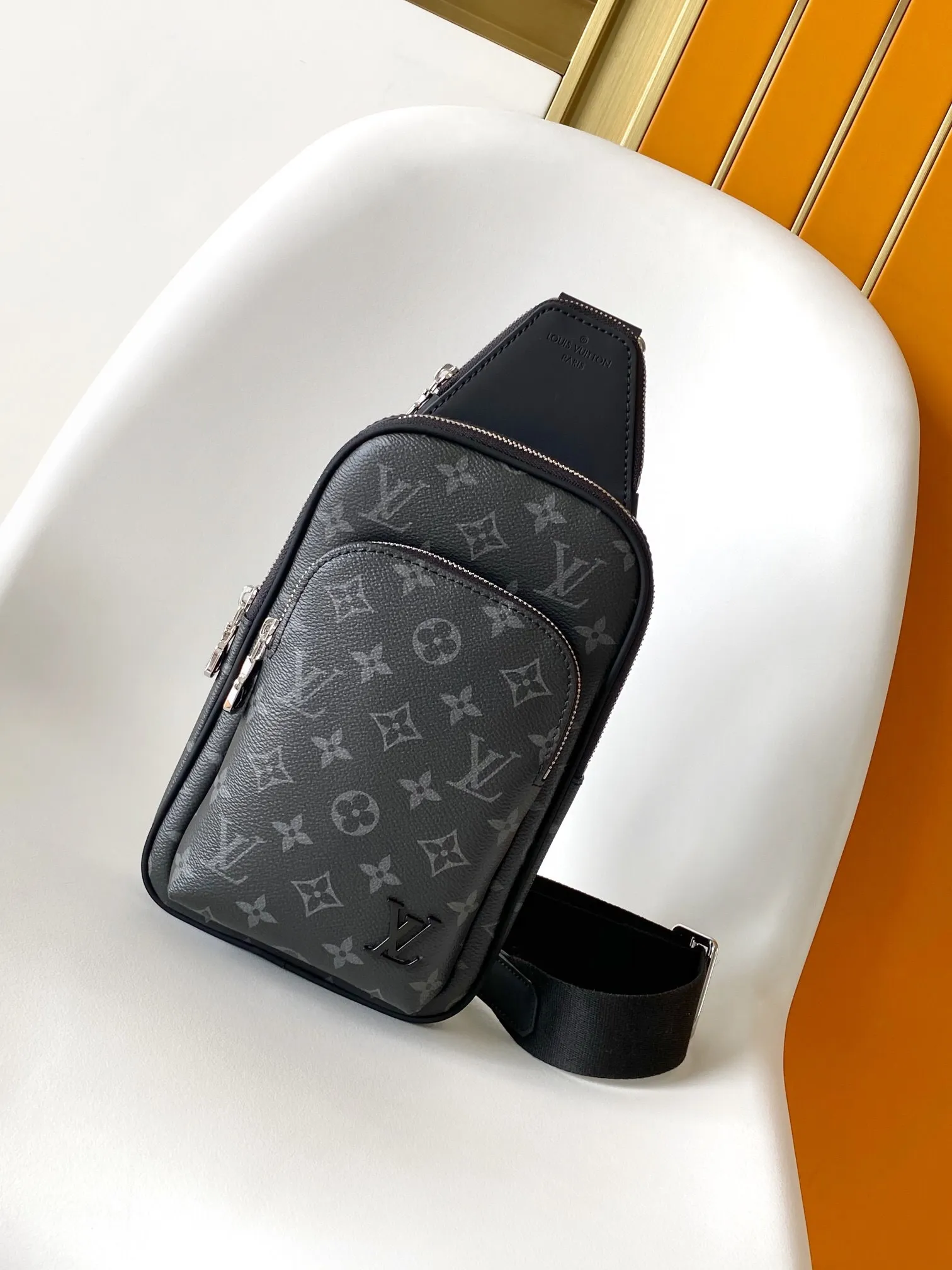 All categories 💚 Top version men’s bags 💚 LV 2024 official website new LV chest bag