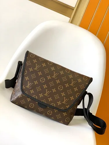 All categories 💚 Top version men’s bags 💚 LV 2025 official website new LV crossbody bag