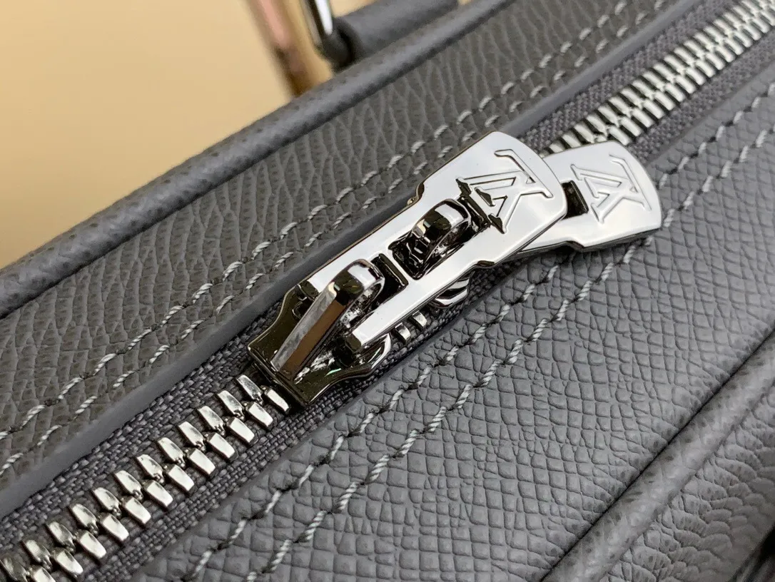 All categories 💚 Top version men’s bags 💚 LV 2024 official website new LV briefcase
