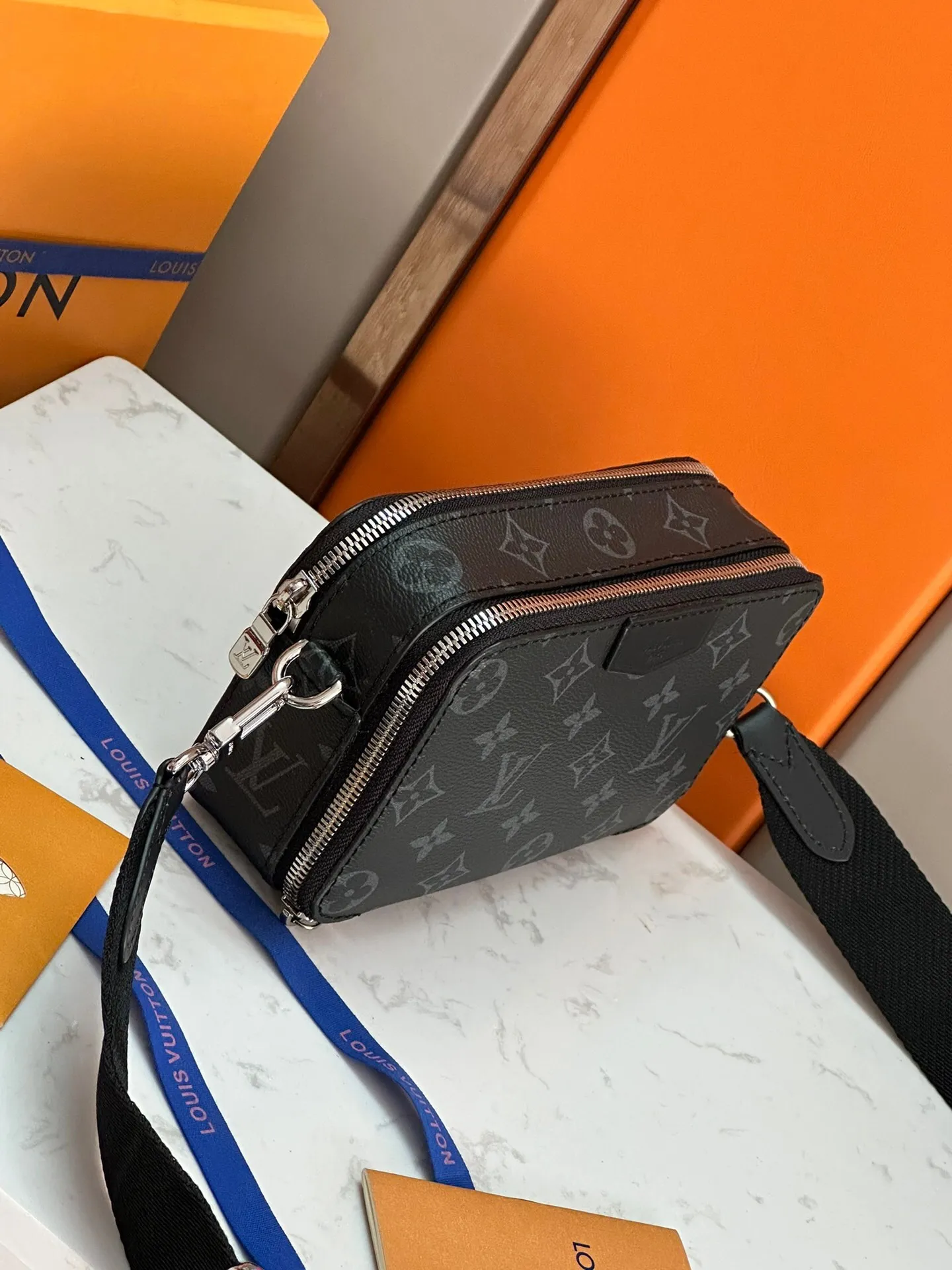 All categories 💚 Top version men’s bags 💚 LV 2024 official website new LV crossbody bag