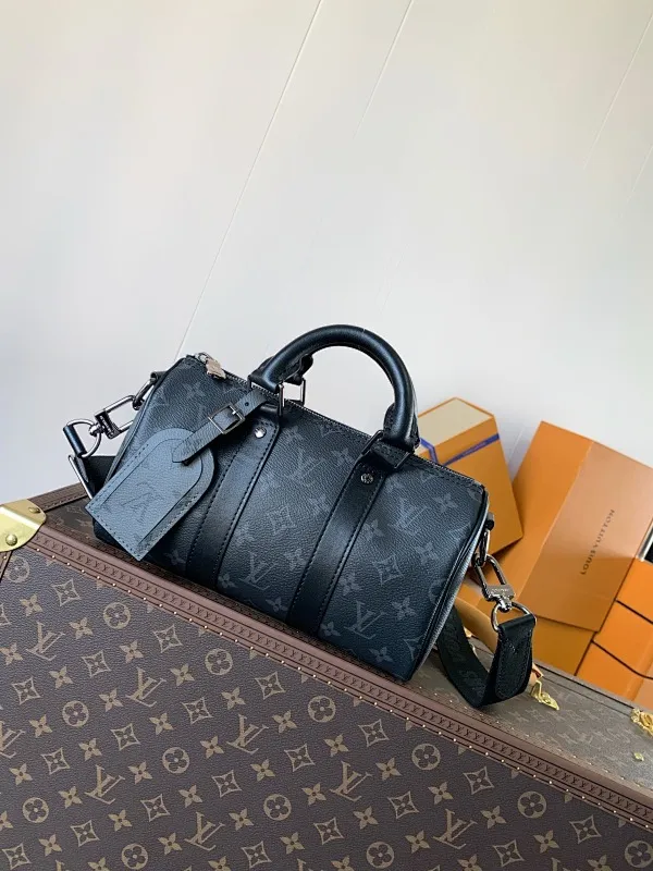 All categories 💚 Top version men’s bags 💚 LV 2024 official website new LV crossbody bag