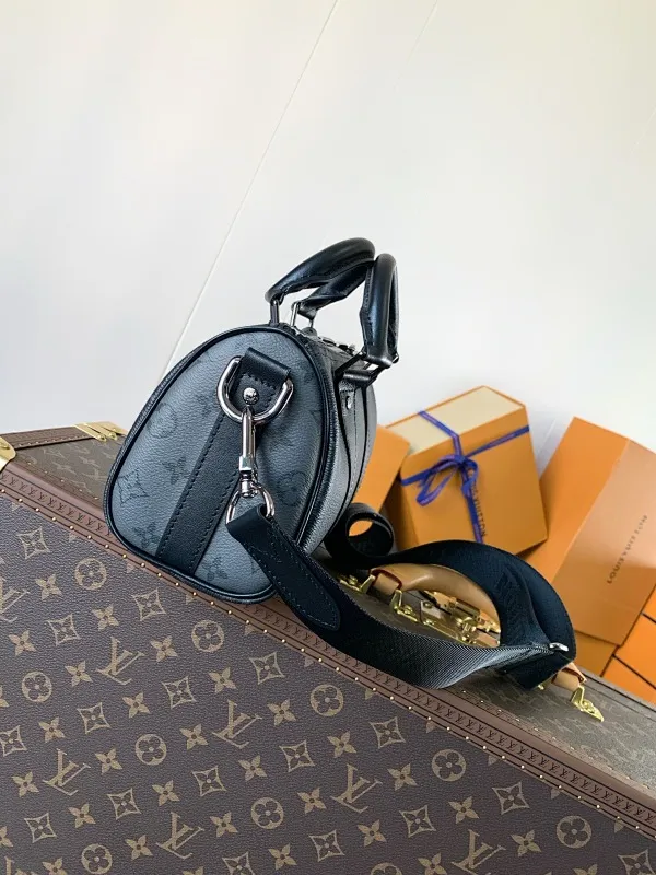 All categories 💚 Top version men’s bags 💚 LV 2024 official website new LV crossbody bag