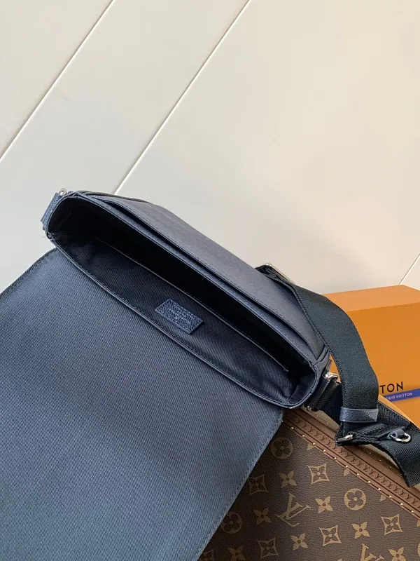 All categories 💚 Top version men’s bags 💚 LV 2024 official website new LV crossbody bag
